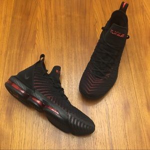 lebron 16 mens shoes